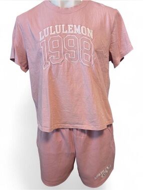 Lululemon Pink Haze 1998 Graphic Tee &  Scuba Shorts Set 12/L